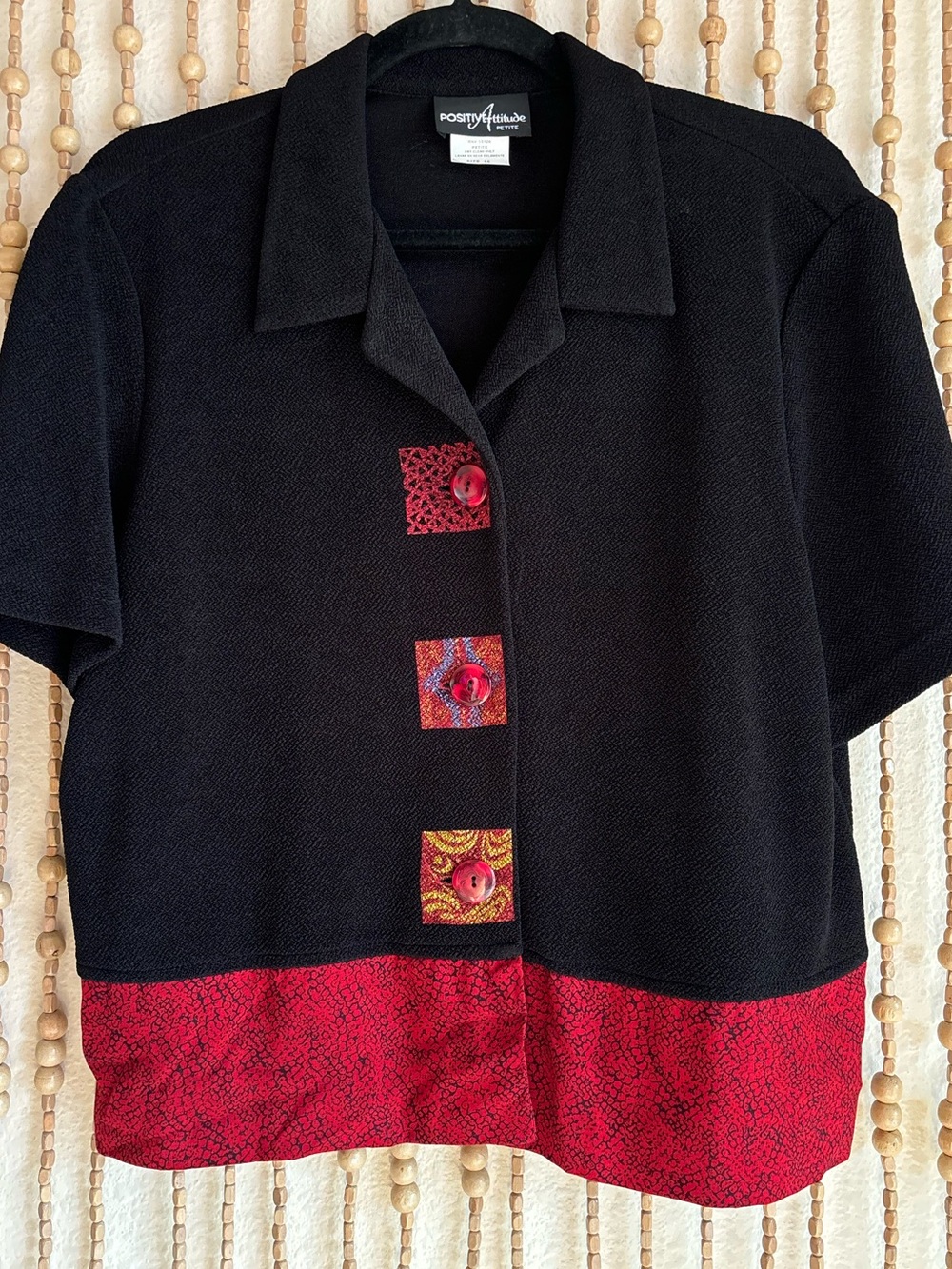 Vintage 90s Patchwork Boho Artsy Button
Black Red Oversized Boxy Collared Top